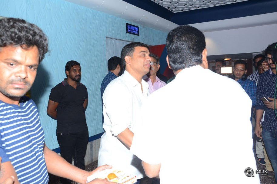 Shatamanam-Bhavati-Movie-Team-At-Sandhya-Theatre